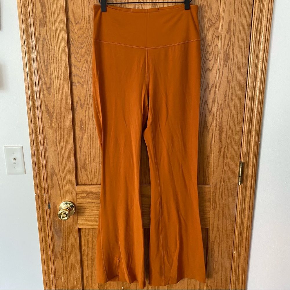 Lululemon Groove Super-High-Rise Flared Pant Nulu - Picture 6 of 8